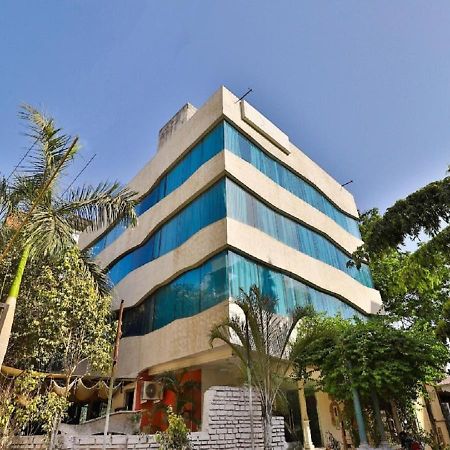 The Sky Imperial Hotel Yahvi Vadodara Eksteriør billede
